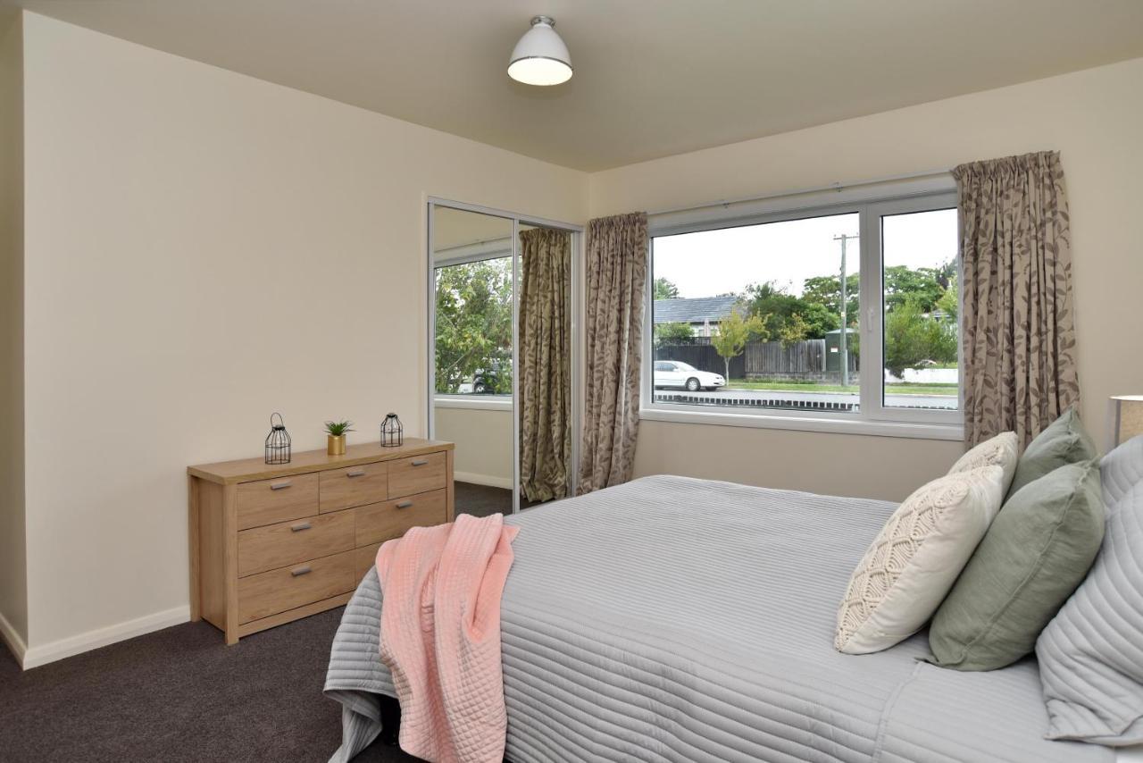 Weston Villa - Spacious & Family Friendly - Bookahome Christchurch Exterior foto
